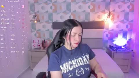 Megan  online show from 03.07.25
