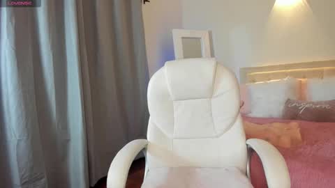  Megan  online show from 03.15.26