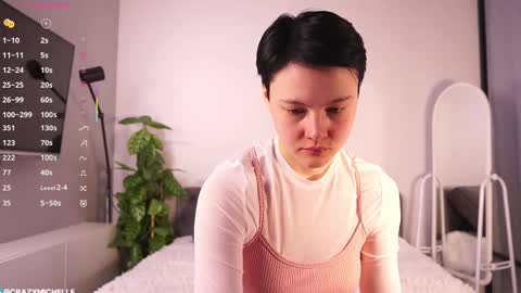 Michelle online show from 02.12.25