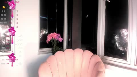 Snapshot of megann__sweet chatting on 12.31.24 Mara online show from 12.31.24