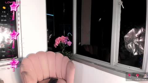 Snapshot of megann__sweet chatting on 01.06.25 Mara online show from 01.06.25