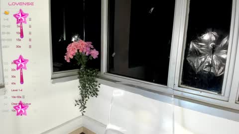 Snapshot of megann__sweet chatting on 01.10.25 Mara online show from 01.10.25