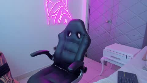 Megan Presley online show from 04.06.26