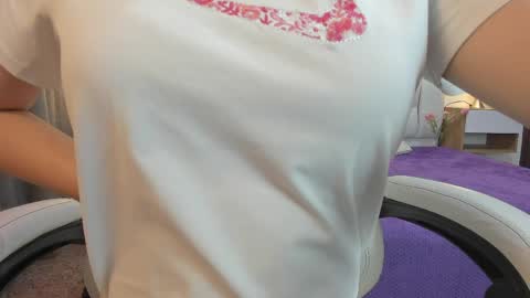 Megan Queen online show from 04.07.26