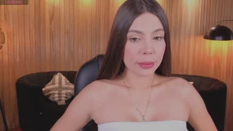Snapshot of meganscottx chatting on 06.17.26 Megan online show from 06.17.26