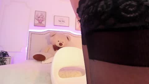 meganswet_ online show from 04.13.26