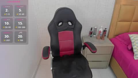 M E G A N  online show from 09.09.25