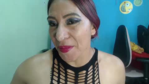 Snapshot of megara_love chatting on 01.10.25 megara_love online show from 01.10.25