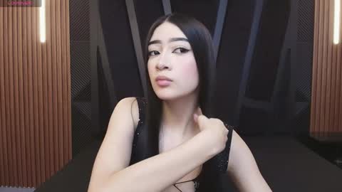 MEGGAN LUXX online show from 04.01.26