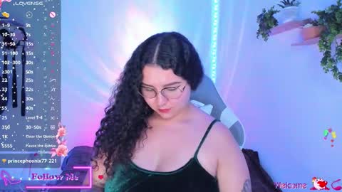 Snapshot of meggan_millerr chatting on 02.12.26 online show from 02.12.26