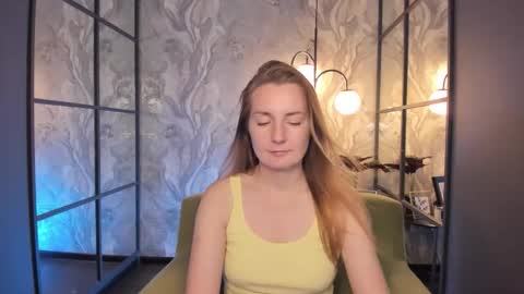 Meggy online show from 09.30.25