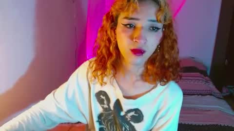 Snapshot of meghan_devil_ chatting on 09.18.25 meghan_devil_ online show from 09.18.25