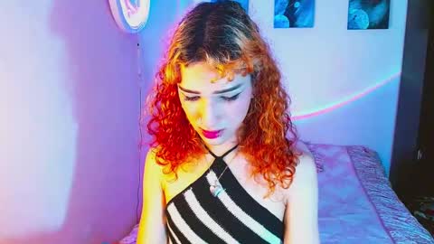 Snapshot of meghan_devil_ chatting on 09.25.25 meghan_devil_ online show from 09.25.25