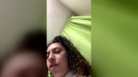 meghan_izell online show from 12.02.25