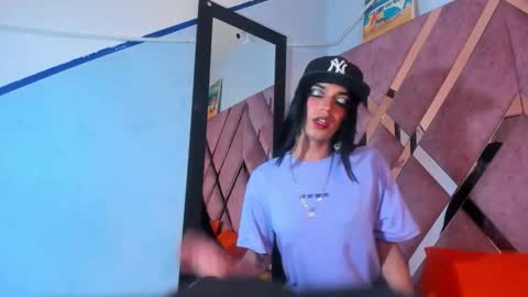 meghanqueen__ online show from 03.21.26