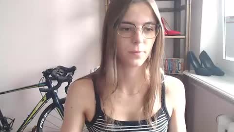 Megi online show from 07.04.26