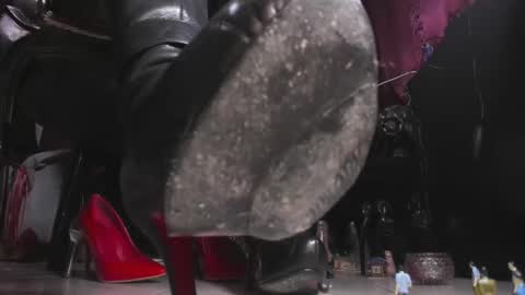 Goddess Sara online show from 12.12.24