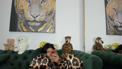 megpalmer online show from 11.26.25