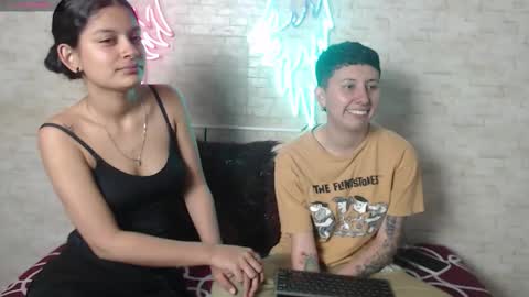 mei and gaby online show from 10.08.25