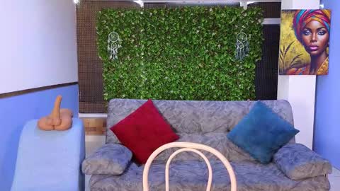 Mei online show from 11.23.25