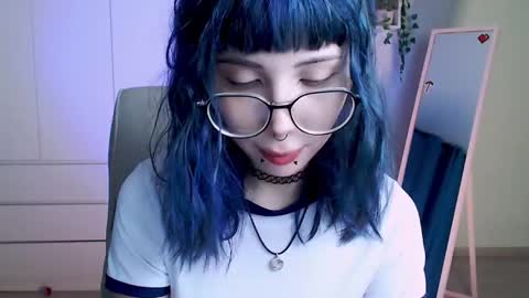 Snapshot of meitenshi chatting on 12.06.24 mori3 online show from 12.06.24