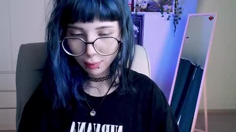 Snapshot of meitenshi chatting on 12.06.24 mori3 online show from 12.06.24