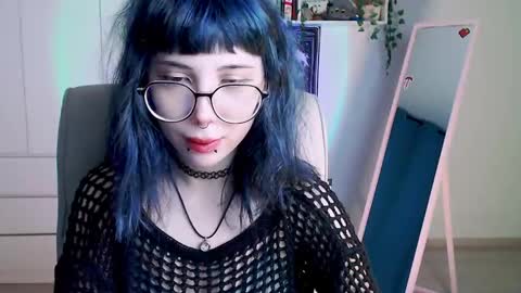 Snapshot of meitenshi chatting on 12.08.24 mori3 online show from 12.08.24