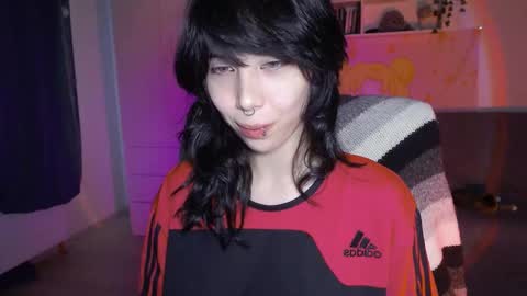 Snapshot of meitenshi chatting on 10.25.25 mori3 online show from 10.25.25