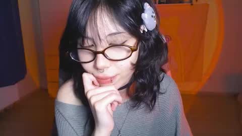 Snapshot of meitenshi chatting on 11.07.25 mori3 online show from 11.07.25