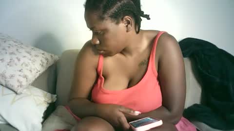 pretty online show from 09.21.25