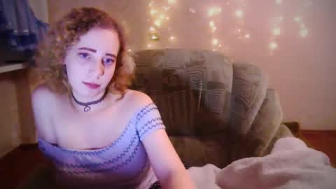 Snapshot of mel_mellie chatting on 01.14.25 Mel Mellie online show from 01.14.25