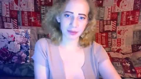 Snapshot of mel_mellie chatting on 03.05.25 Mel Mellie online show from 03.05.25