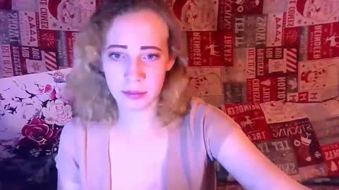 Snapshot of mel_mellie chatting on 03.12.25 Mel Mellie online show from 03.12.25