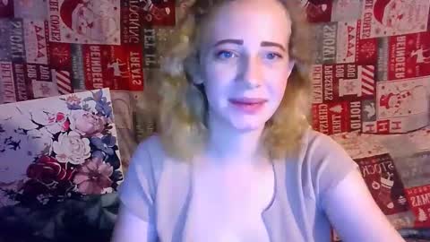 Snapshot of mel_mellie chatting on 03.12.25 Mel Mellie online show from 03.12.25