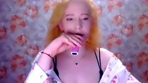 Snapshot of mel_mellie chatting on 04.27.26 Mel Mellie online show from 04.27.26