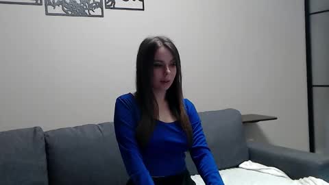 Snapshot of meladams chatting on 12.08.24 meladams online show from 12.08.24