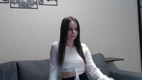 Snapshot of meladams chatting on 03.01.25 meladams online show from 03.01.25