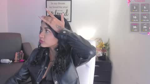 melan_owen online show from 10.25.25