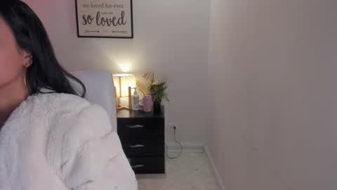 melan_owen online show from 01.11.26