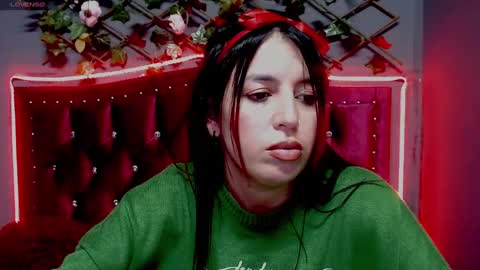 melani_cute01 online show from 12.24.24