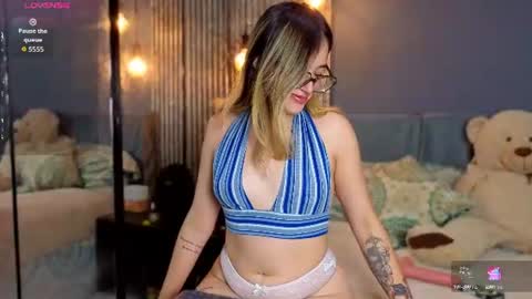 Snapshot of melanie__5 chatting on 06.21.26 Melanie Baez online show from 06.21.26