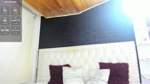 Snapshot of melanie_hh chatting on 03.02.25 Melanie online show from 03.02.25