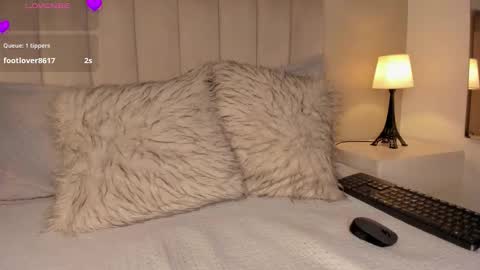 Snapshot of melanie_hillz chatting on 02.27.26 Melanie online show from 02.27.26