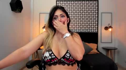 Melanie online show from 10.17.25