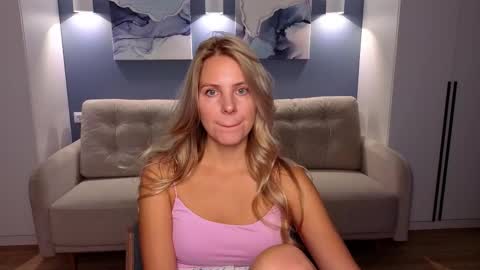 Melanie Bennett online show from 10.03.25