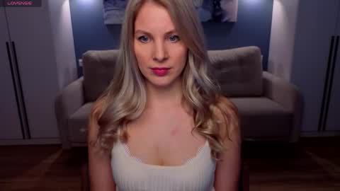 Melanie Bennett online show from 04.11.26