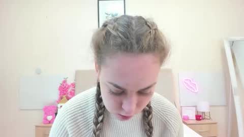 Melania online show from 04.11.26