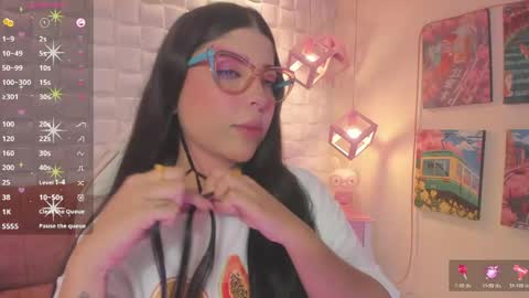 Snapshot of melaniegrayx chatting on 05.22.26 melaniegrayx online show from 05.22.26