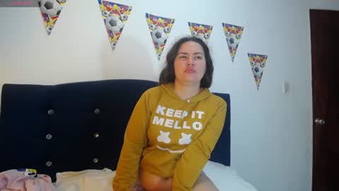 Snapshot of melanieparker20 chatting on 07.16.26 Melanie Parker online show from 07.16.26