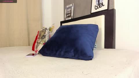 Snapshot of melaniie_roussel chatting on 01.29.25 melaniie_roussel online show from 01.29.25